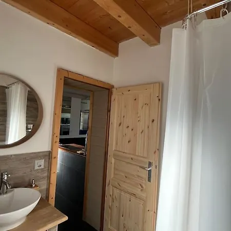 Loft Des Milans, Petit Nid Douillet Perche Sur La Campagne Apartment Ecublens  Exterior photo